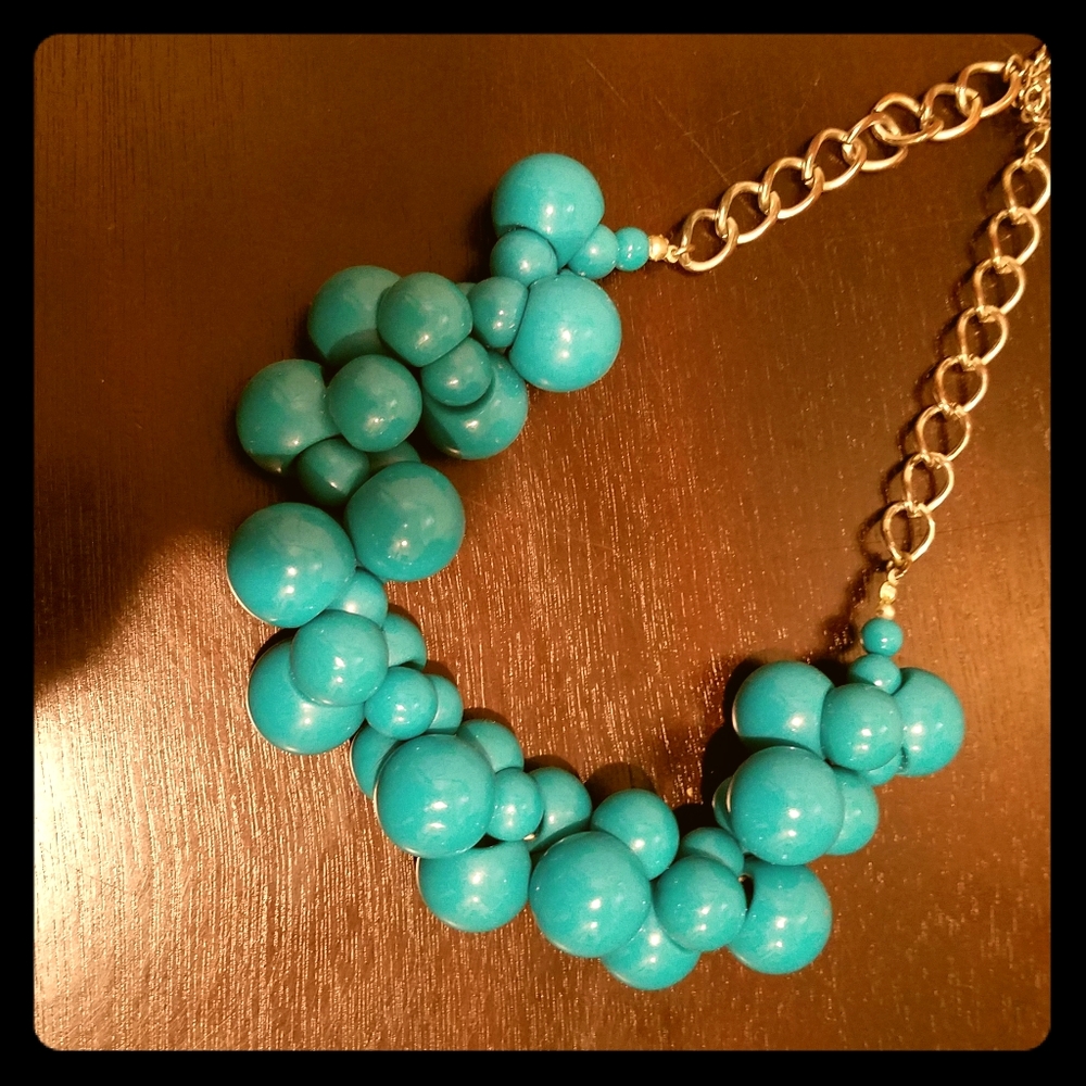 Statement necklace
